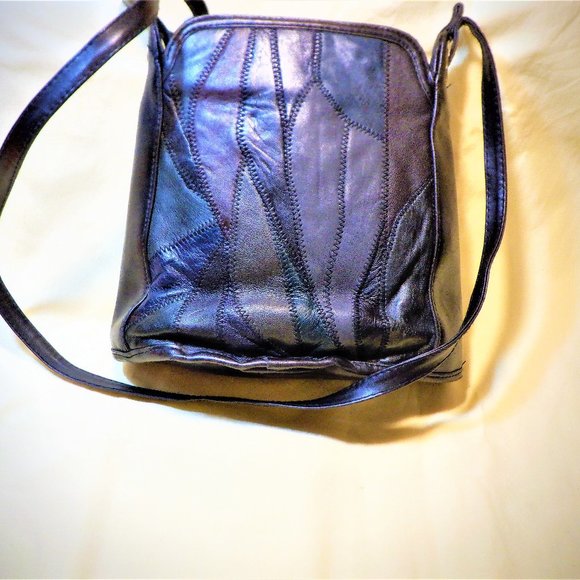 ~~~ Leather ~ Cross / Body ~ BAG with Many Pockets - Picture 3 of 3